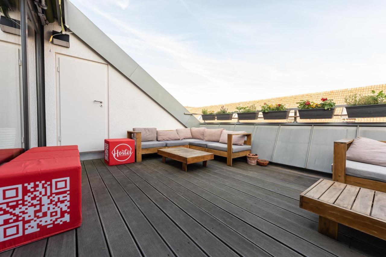 Hostel Mannheim Exterior photo The terrace of the V Hotel