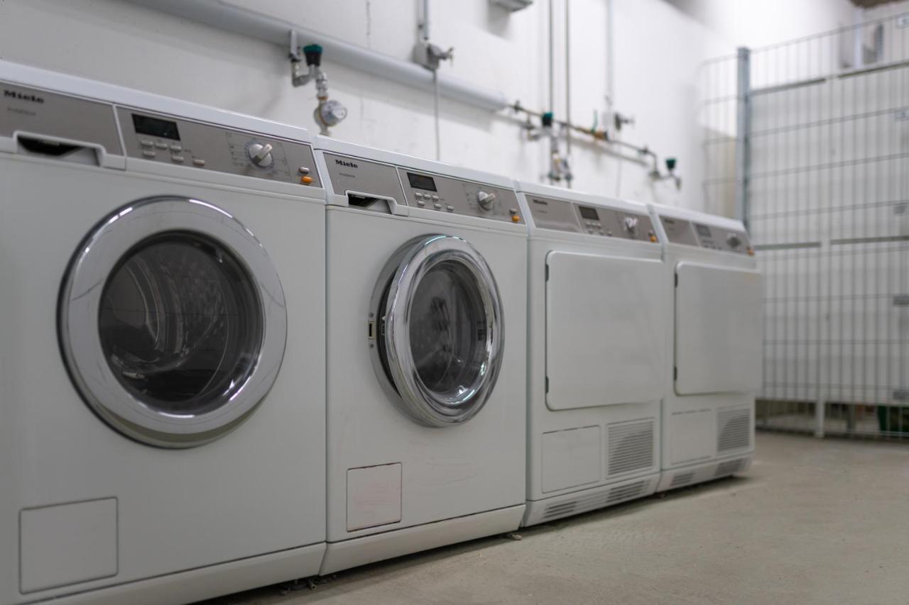 Hostel Mannheim Exterior photo Commercial laundry